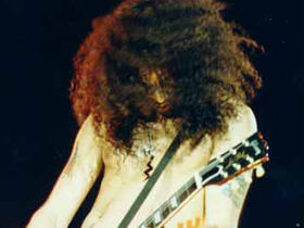 Slash plans his first solo album